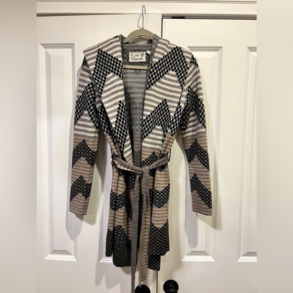 Field and flower striped chevron belted cardigan - Picture 4 of 10